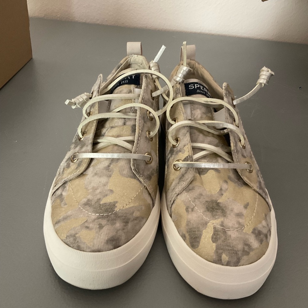 Sperry Gray and Cream Casual Sneakers